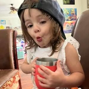 Meet your Posher, Roberta